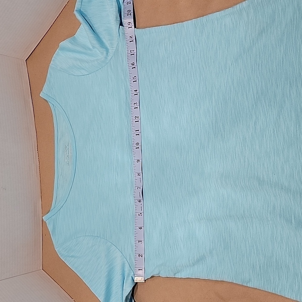 Chico's Size 0 (S) Light Blue "The Ultimate Tee" Roll Tab Half Sleeve, EUC - Picture 4 of 9